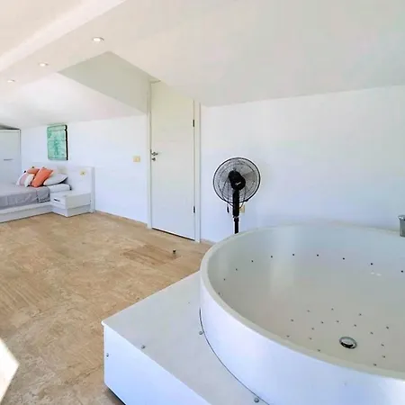 6 Bedroom Luxury Close To The * Kalkan
