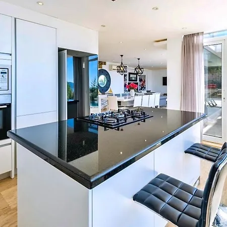 6 Bedroom Luxury Close To The * Kalkan