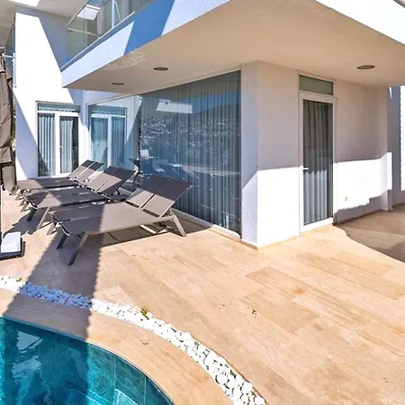 Villa 6 Bedroom Luxury Close To The Kalkan