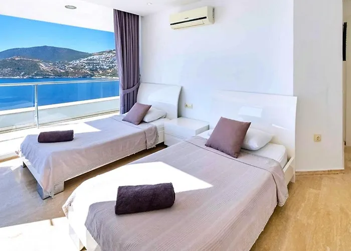 6 Bedroom Luxury Close To The
