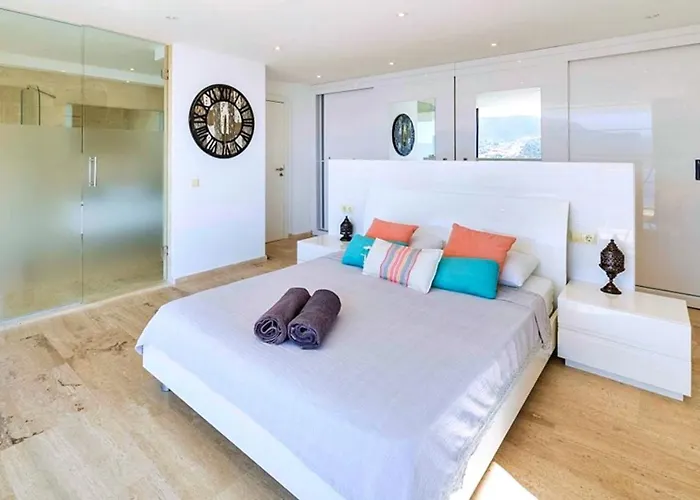 Vila 6 Bedroom Luxury Close To The Kalkan