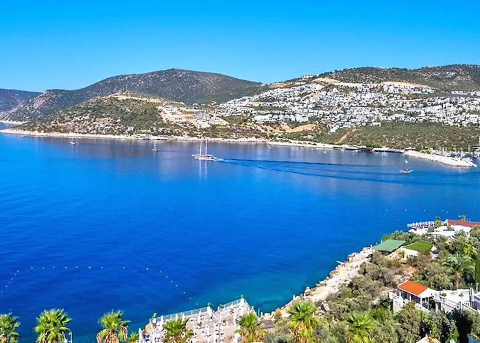 6 Bedroom Luxury Close To The Kalkan
