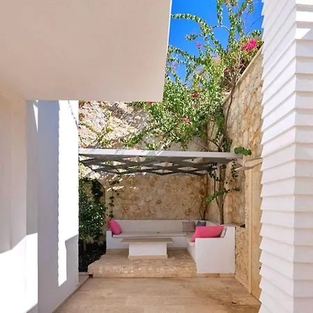 6 Bedroom Luxury Close To The